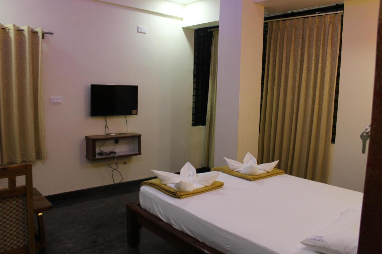 Golden Pride Hotel 카나카푸라 외부 사진